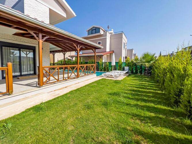 Paradise Town Villa Cordelia