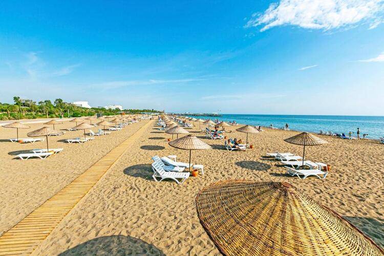 Paradise Town Villa Cordelia