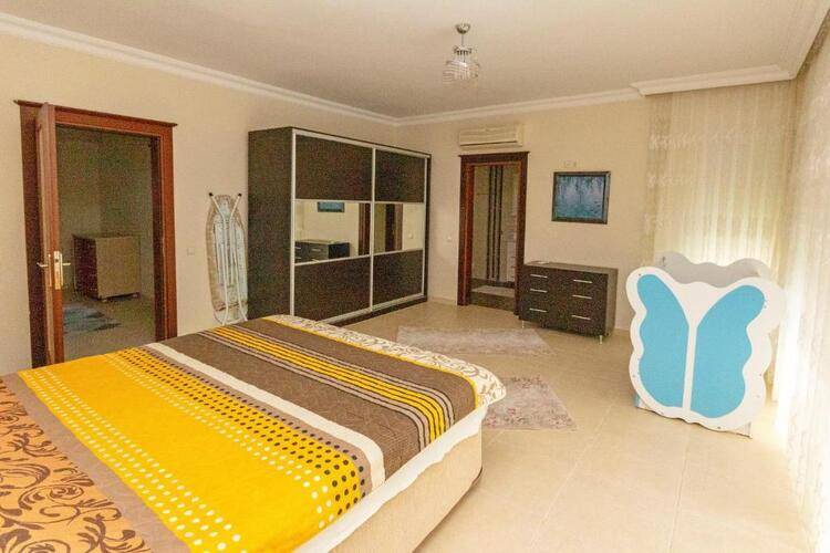 Paradise Town Villa Alison