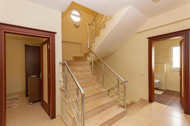 Paradise Town Villa Alison