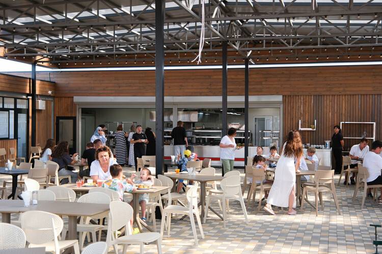 Ramina Derbent Resort