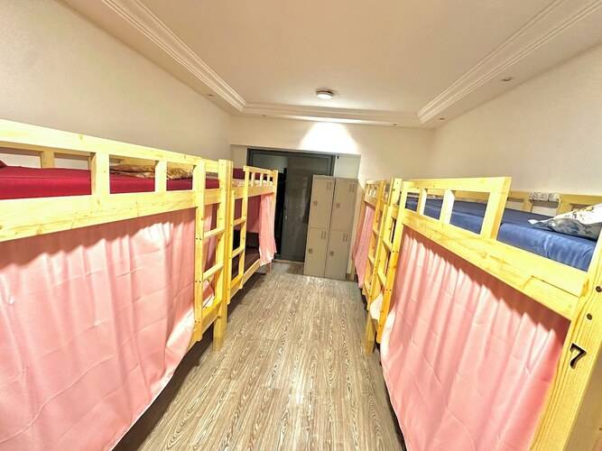 Heartland Hostel