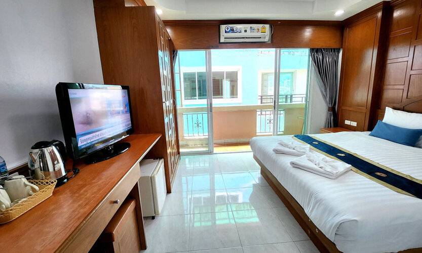 Chalita House