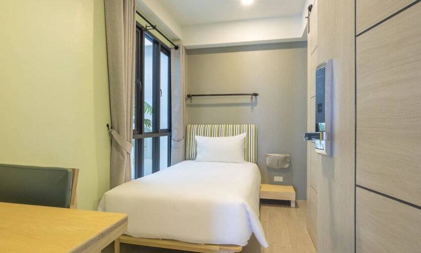 Chamemon Bed Phuket Town