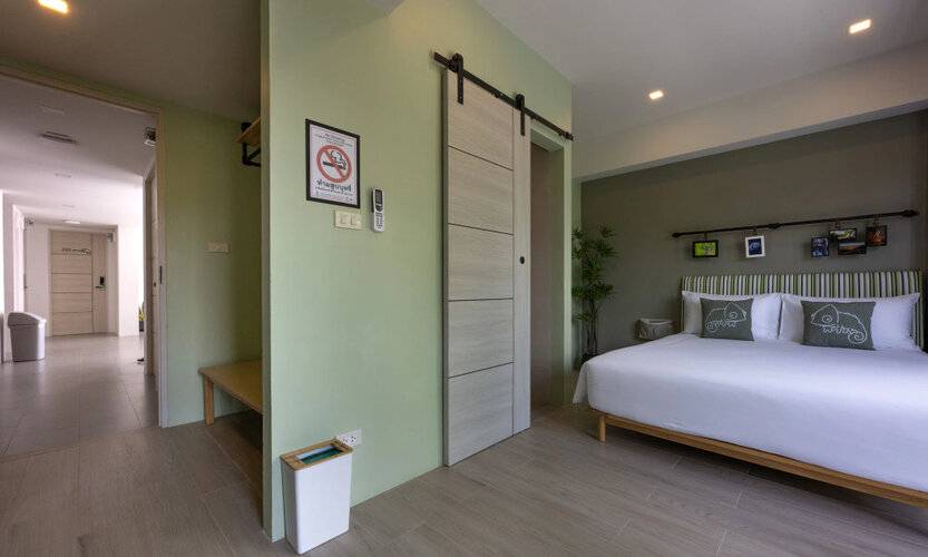 Chamemon Bed Phuket Town