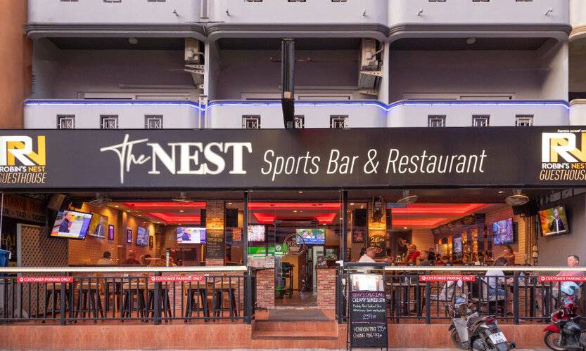 Robin's Nest Guesthouse & Restaurant