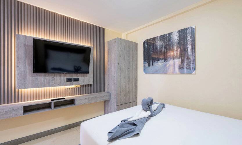 Square One Hotel Patong