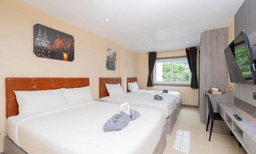Square One Hotel Patong