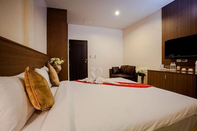The Wave Hotel Patong