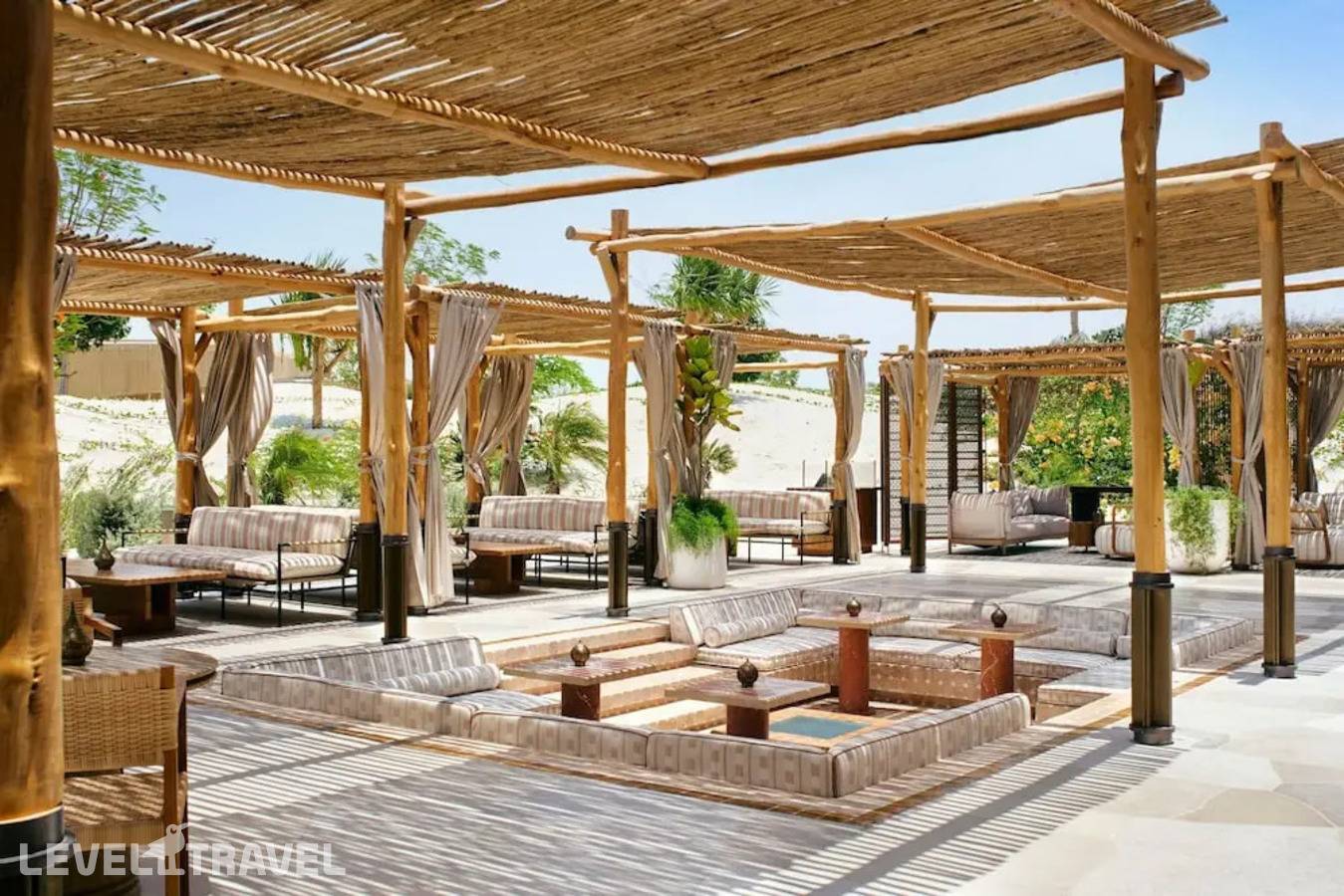 фотографии отеля Nujuma, A Ritz-Carlton Reserve в Саудовская Аравия(о. Уммахат) - фото №7