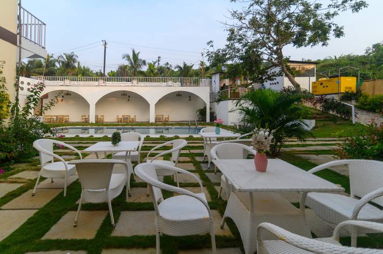 Seawood Beach Resort (Ex. Tvessa A Boutique Hotel)