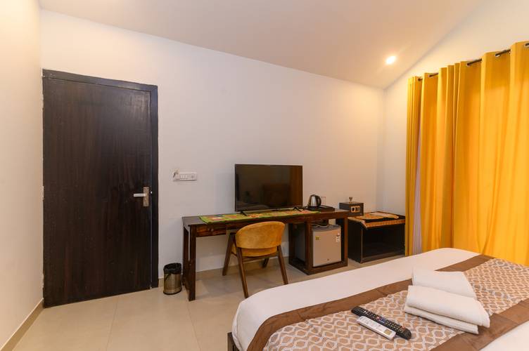 Seawood Beach Resort (Ex. Tvessa A Boutique Hotel)