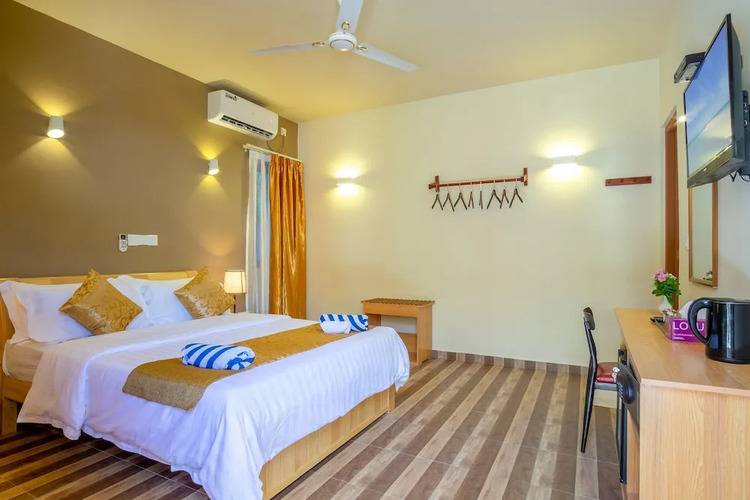Paguro Beach Inn