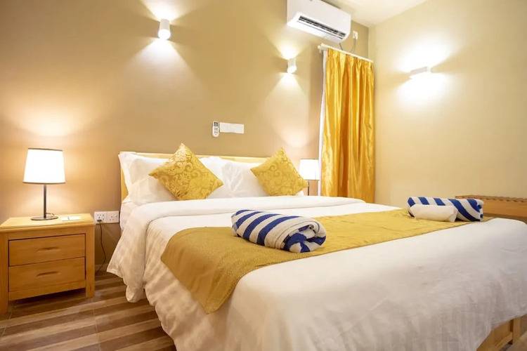 Paguro Beach Inn