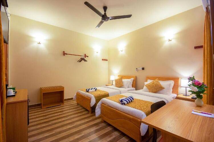 Paguro Beach Inn
