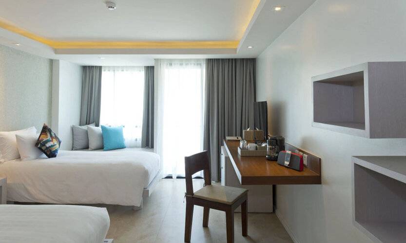 Zenmaya Oceanfront Phuket, Trademark Collection By Wyndham