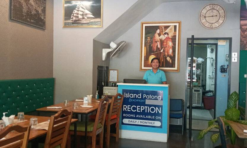 Island Patong Beachfront Hotel
