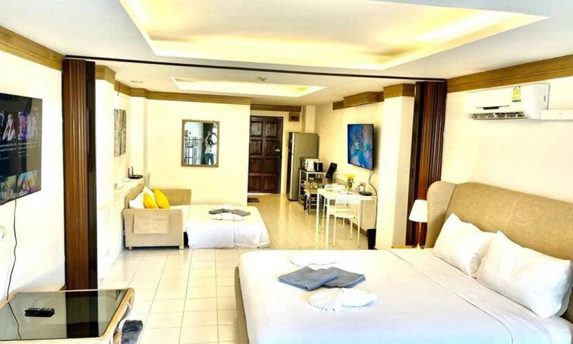 Patong Beach Resort Apartment