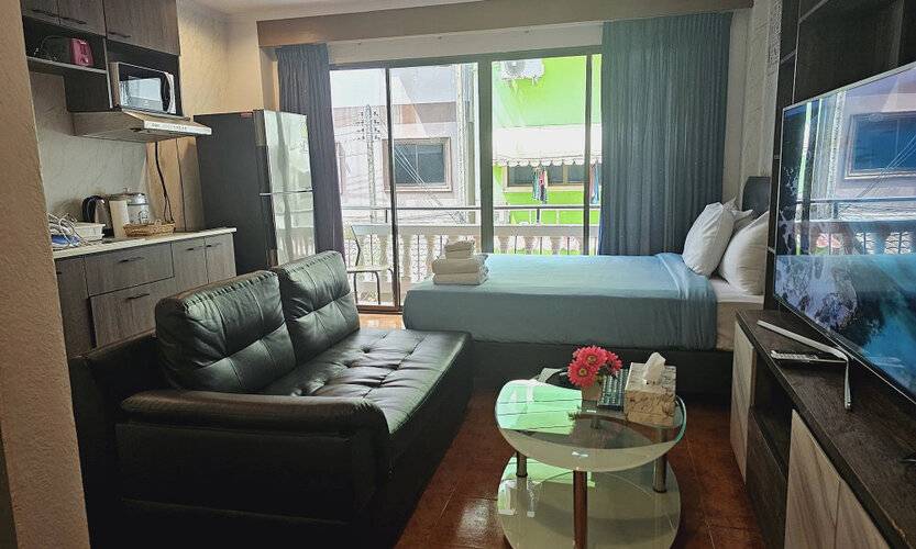 Patong Central Hotel And Apartment