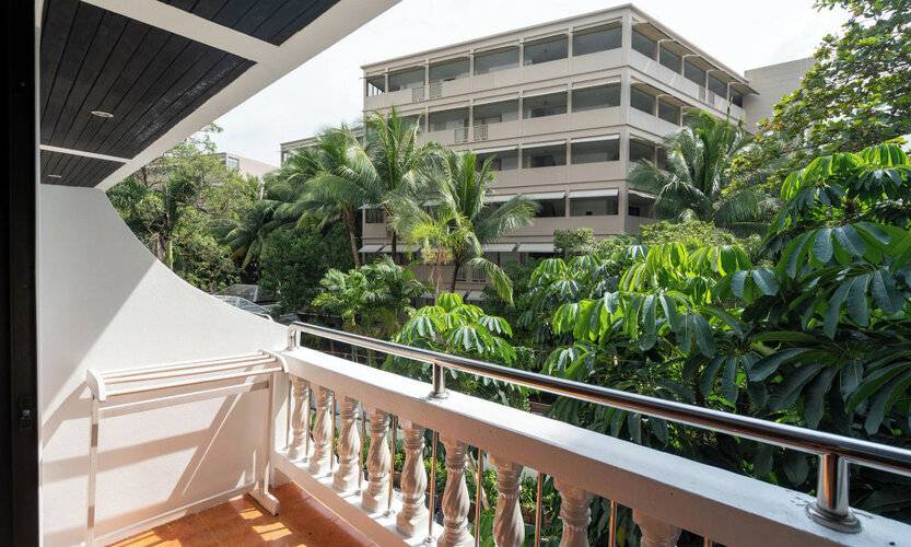 Patong Central Hotel And Apartment
