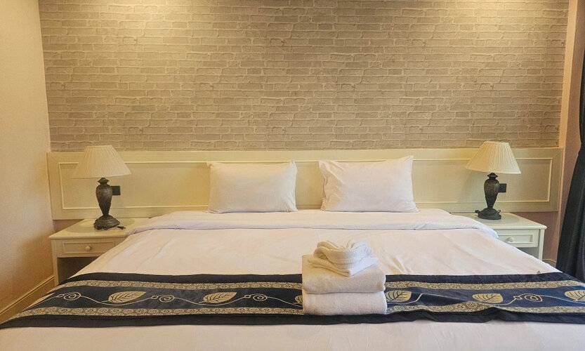 Patong Central Hotel And Apartment