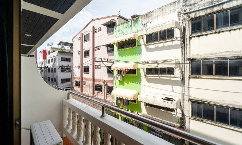 Patong Central Hotel And Apartment