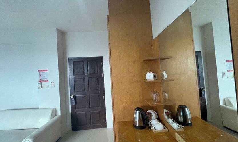Sunflower Hotel