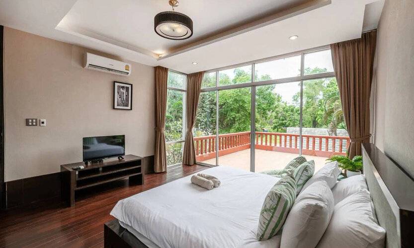 Anb Pool Villa In Pattaya