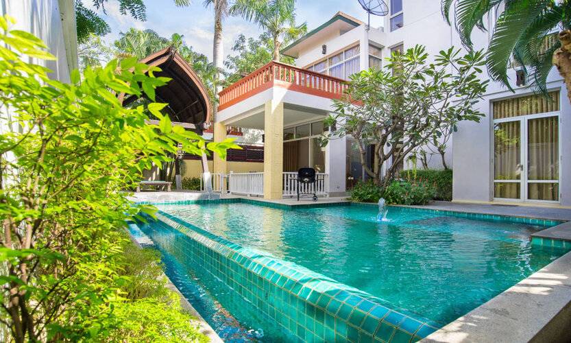 Anb Pool Villa In Pattaya