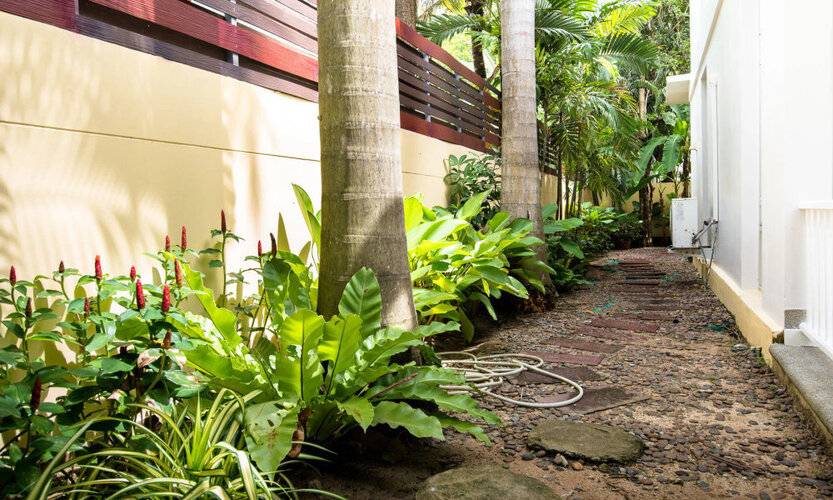 Anb Pool Villa In Pattaya