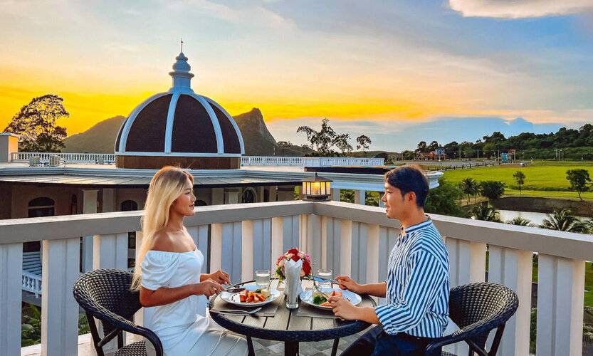 Grand Lord Hotel & Residence