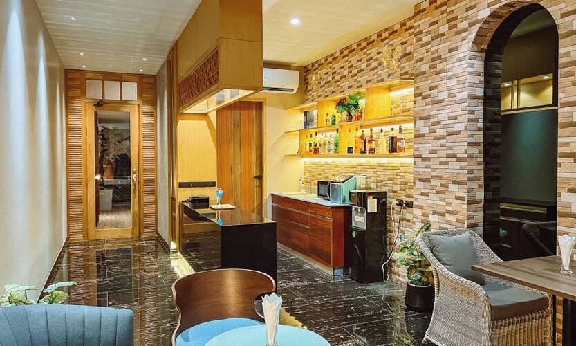 Grand Lord Hotel & Residence