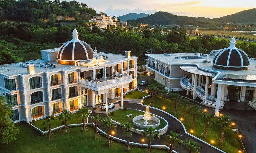 Grand Lord Hotel & Residence