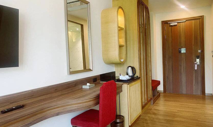 Grand Lord Hotel & Residence