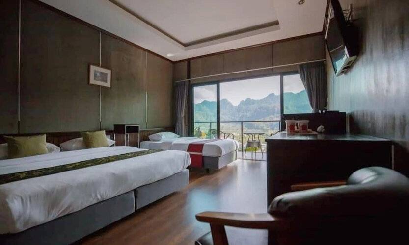 Blue Mountain Phangnga Resort