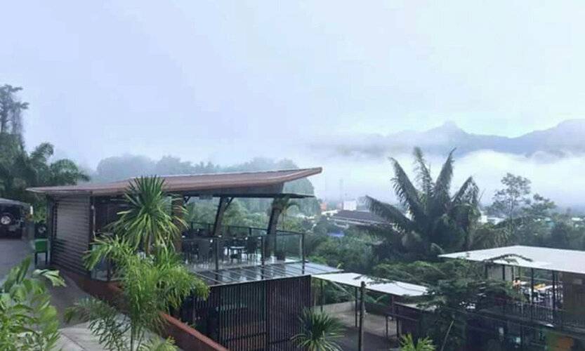 Blue Mountain Phangnga Resort