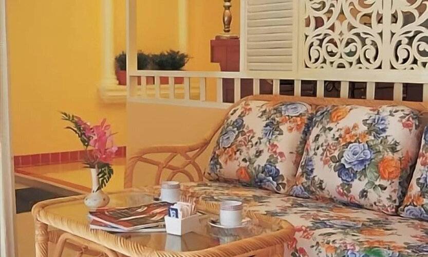 Tj Guesthouse