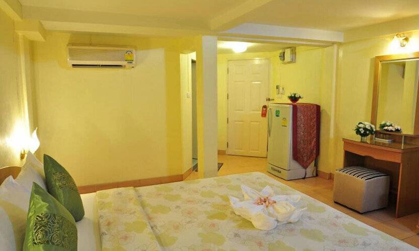 Tj Guesthouse