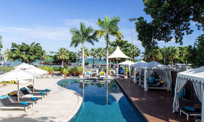 Wave Hotel Pattaya