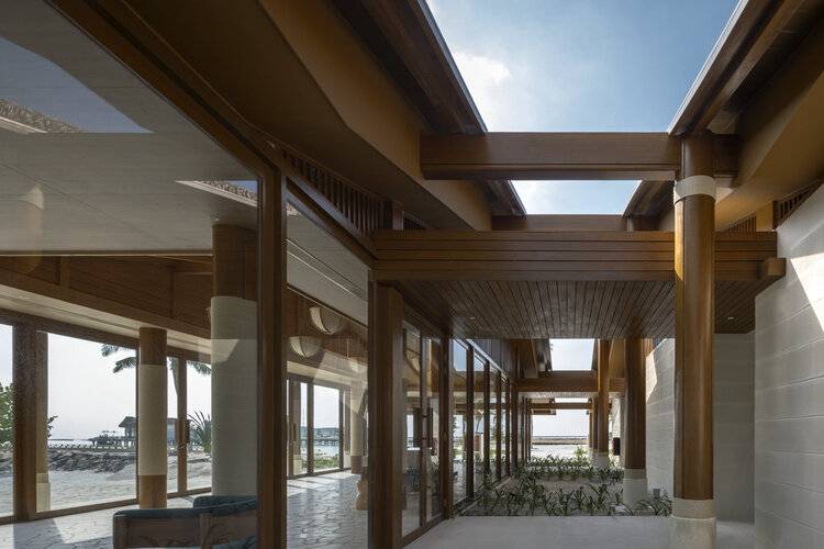 Centara Grand Lagoon Maldives