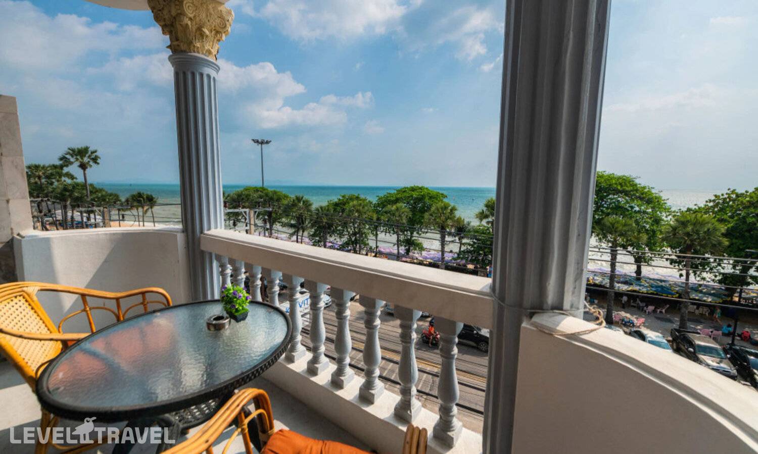 фотографии отеля Happy Vikings - Beachfront в Таиланд(Джомтьен) - фото №9