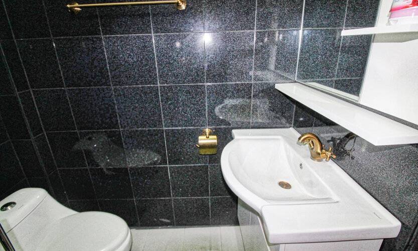 Phratamnak Inn - 100 Meter From Beach