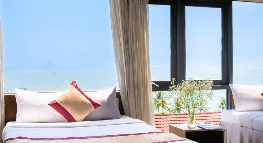 Arise Seaside Hotel