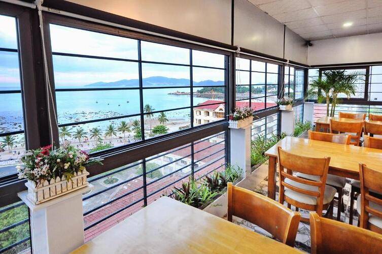 Arise Seaside Hotel