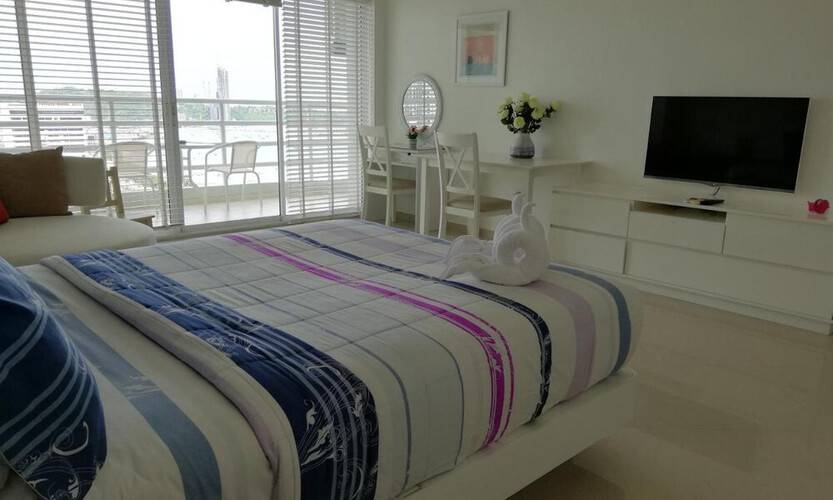 Blue Ocean Suite