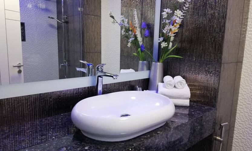 Blue Ocean Suite