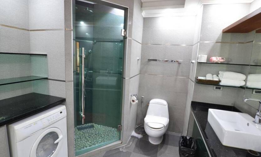 Blue Ocean Suite