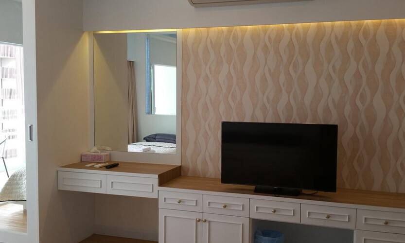 Blue Ocean Suite