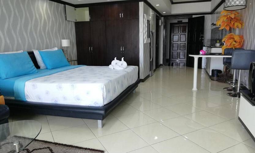 Blue Ocean Suite