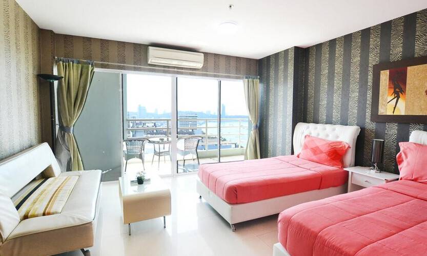Blue Ocean Suite